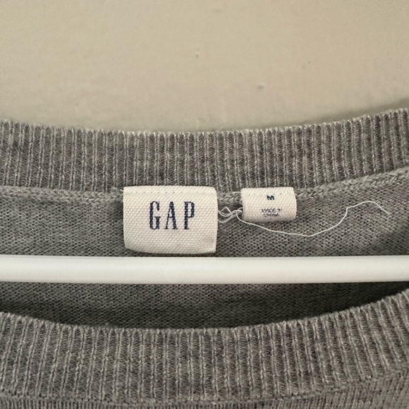 GAP Gray Peplum Long Sleeve Top - Picture 2 of 5